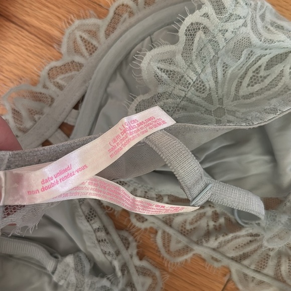 Bundle of Victoria’s Secret Lace Bralettes - Picture 8 of 16